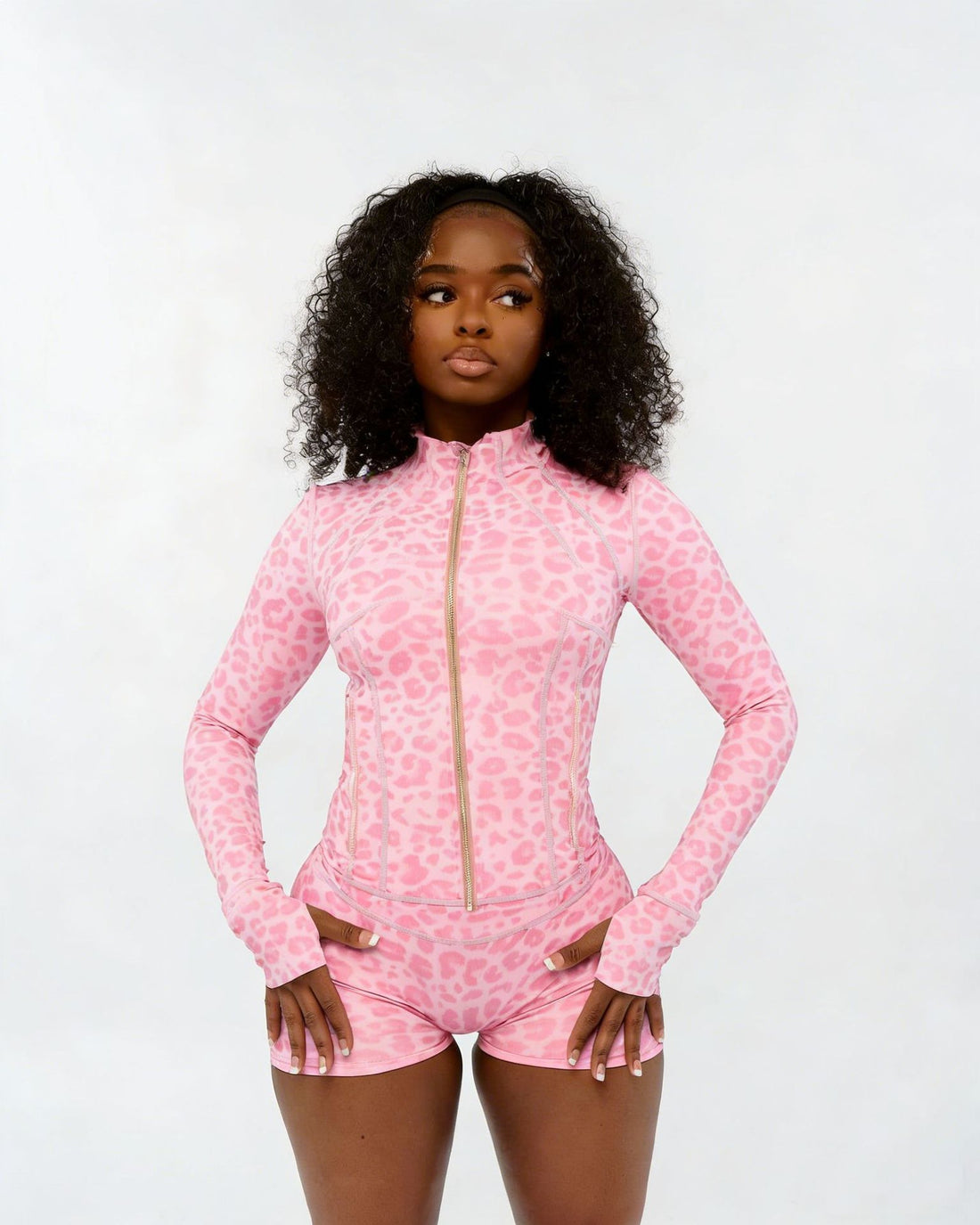 Crop Your Sweater, Perfect Your High-Waist Look